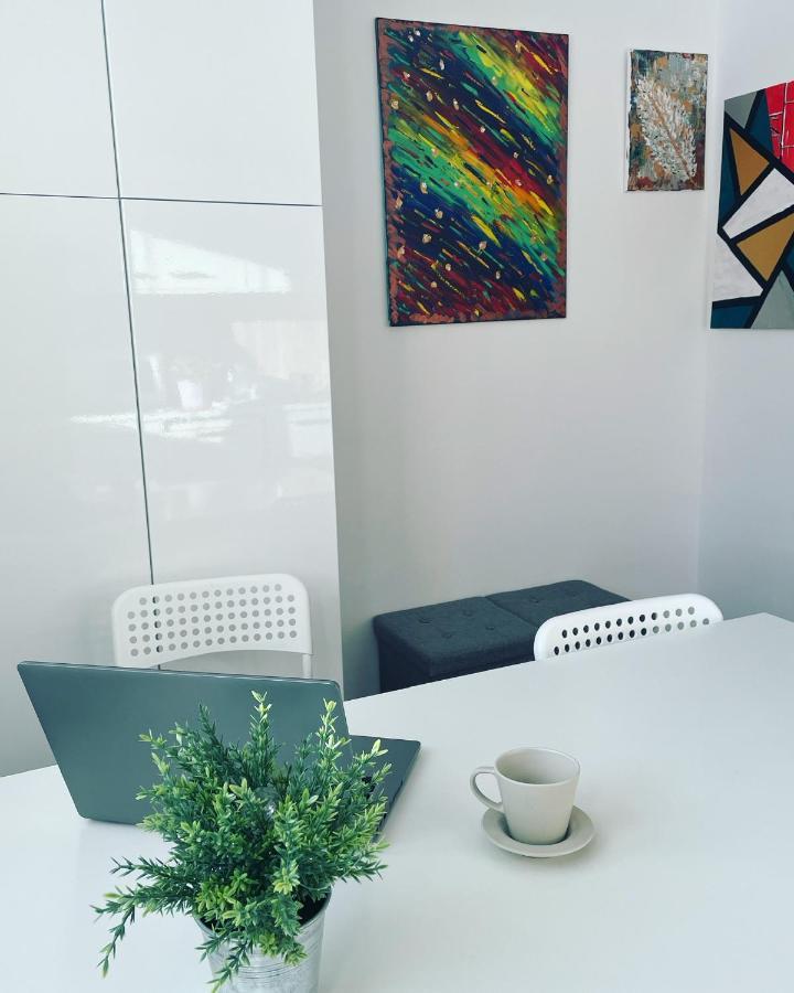 Apartman Galerie - ลิปโนนัดเวิลตาวู ภายนอก รูปภาพ