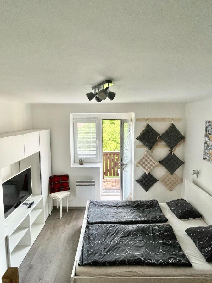 Apartman Galerie - ลิปโนนัดเวิลตาวู ภายนอก รูปภาพ